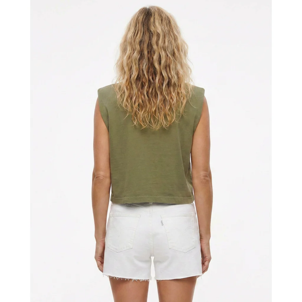 Delia Tee - Image 4