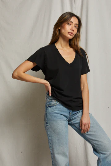 Hendrix Basic V-Neck - Image 6